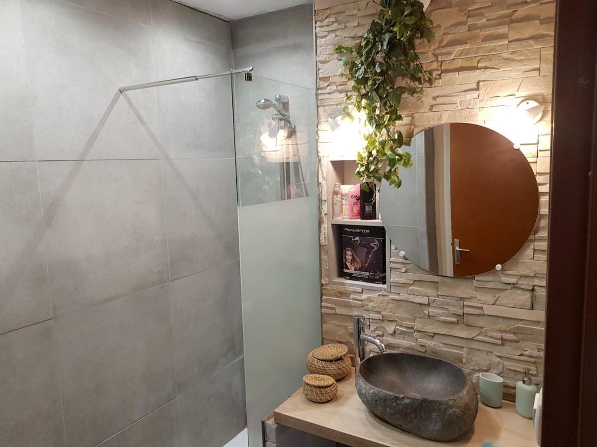 דירות Au Petit Thai - T2 Avec Balcon - Montpellier Centre מראה חיצוני תמונה