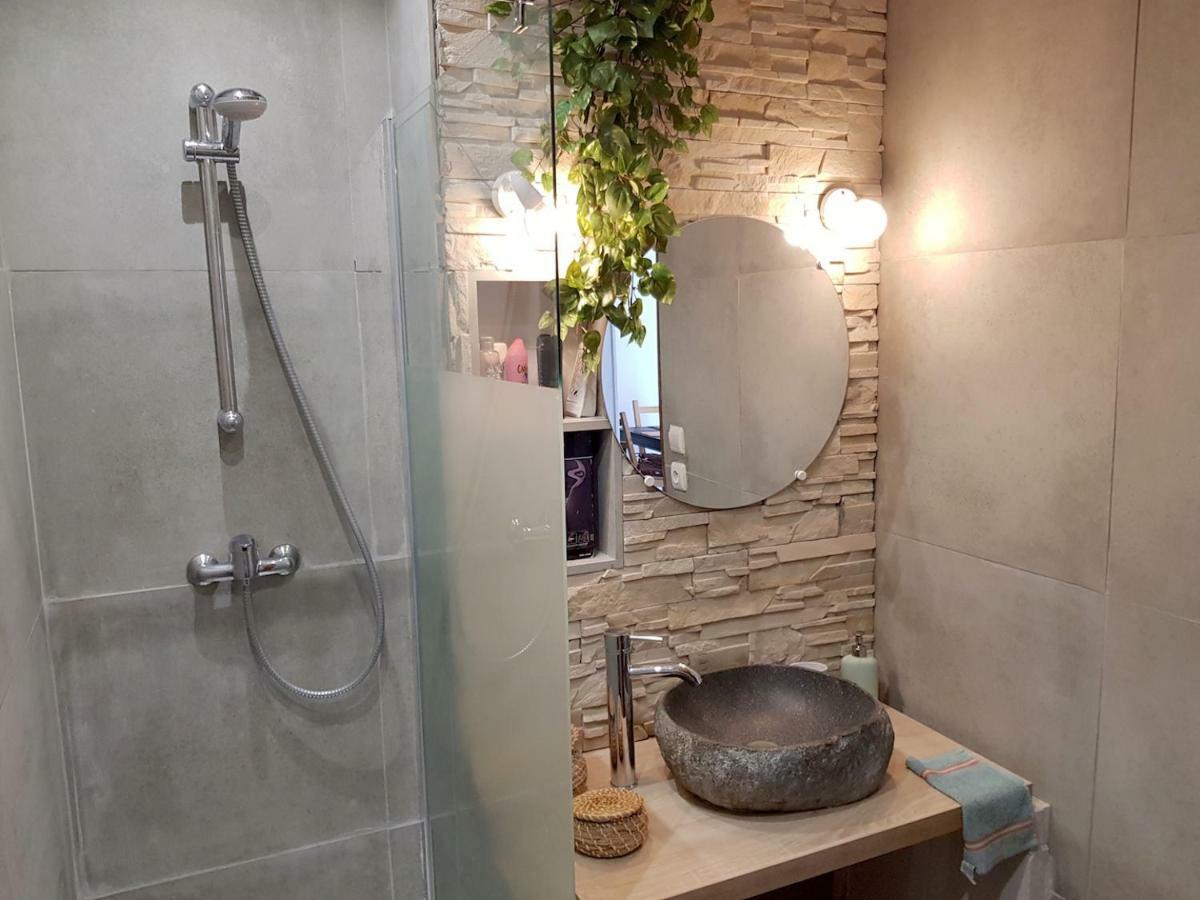 דירות Au Petit Thai - T2 Avec Balcon - Montpellier Centre מראה חיצוני תמונה